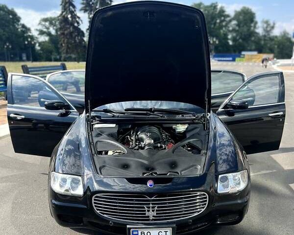 Черный Мазерати Кватропорте, объемом двигателя 4.2 л и пробегом 90 тыс. км за 21000 $, фото 6 на Automoto.ua