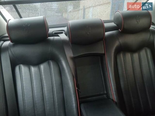 Черный Мазерати Кватропорте, объемом двигателя 4.2 л и пробегом 90 тыс. км за 21000 $, фото 35 на Automoto.ua