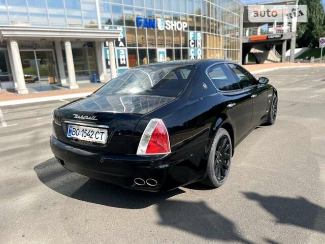 Черный Мазерати Кватропорте, объемом двигателя 4.2 л и пробегом 90 тыс. км за 21000 $, фото 5 на Automoto.ua