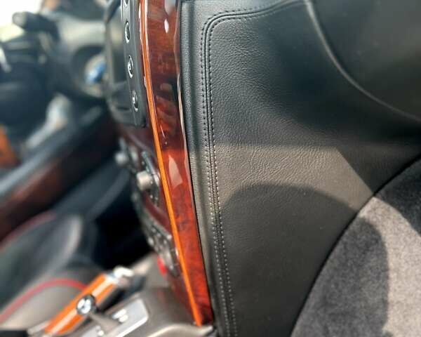 Черный Мазерати Кватропорте, объемом двигателя 4.2 л и пробегом 90 тыс. км за 21000 $, фото 18 на Automoto.ua