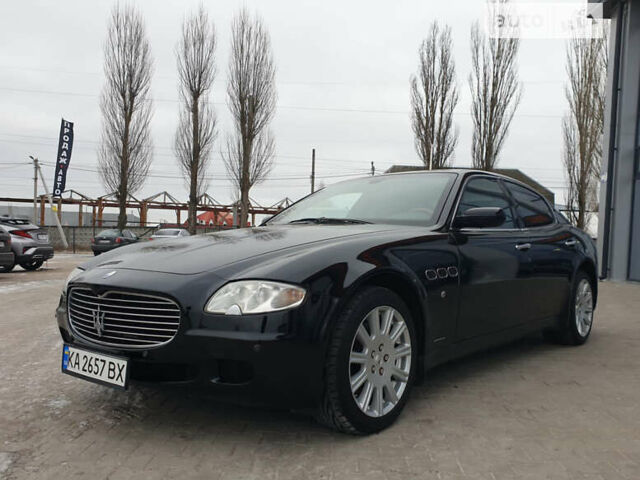 Чорний Мазераті Quattroporte, об'ємом двигуна 4.24 л та пробігом 62 тис. км за 11999 $, фото 2 на Automoto.ua