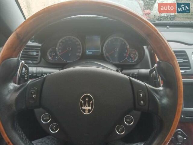 Черный Мазерати Кватропорте, объемом двигателя 4.2 л и пробегом 90 тыс. км за 21000 $, фото 38 на Automoto.ua