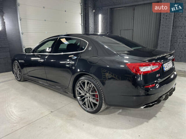 Черный Мазерати Кватропорте, объемом двигателя 3.8 л и пробегом 69 тыс. км за 29700 $, фото 11 на Automoto.ua
