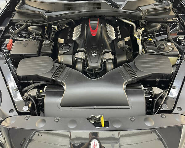 Черный Мазерати Кватропорте, объемом двигателя 3.8 л и пробегом 69 тыс. км за 29700 $, фото 50 на Automoto.ua