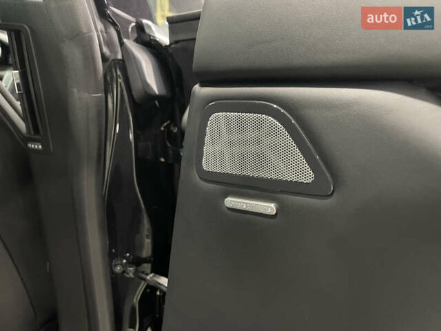 Черный Мазерати Кватропорте, объемом двигателя 3.8 л и пробегом 69 тыс. км за 29700 $, фото 26 на Automoto.ua