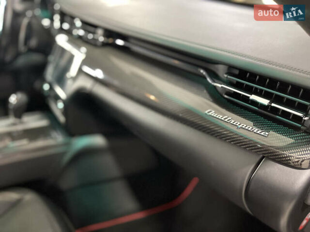 Черный Мазерати Кватропорте, объемом двигателя 3.8 л и пробегом 69 тыс. км за 29700 $, фото 35 на Automoto.ua