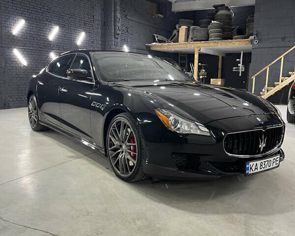 Черный Мазерати Кватропорте, объемом двигателя 3.8 л и пробегом 69 тыс. км за 29700 $, фото 1 на Automoto.ua