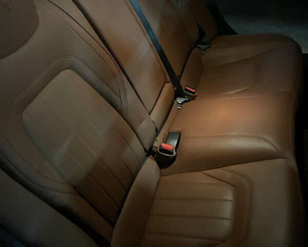 Черный Мазерати Кватропорте, объемом двигателя 2.98 л и пробегом 145 тыс. км за 42000 $, фото 8 на Automoto.ua