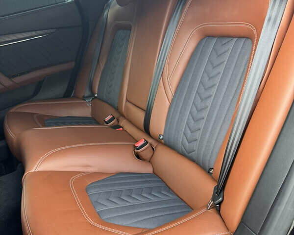 Чорний Мазераті Quattroporte, об'ємом двигуна 2.99 л та пробігом 89 тис. км за 32500 $, фото 31 на Automoto.ua