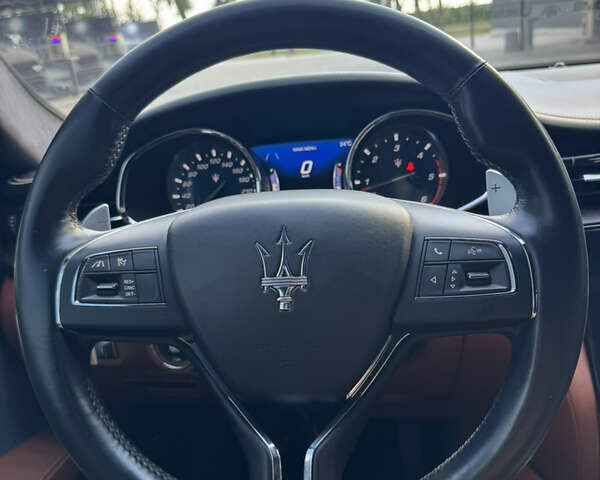 Чорний Мазераті Quattroporte, об'ємом двигуна 2.99 л та пробігом 89 тис. км за 32500 $, фото 44 на Automoto.ua
