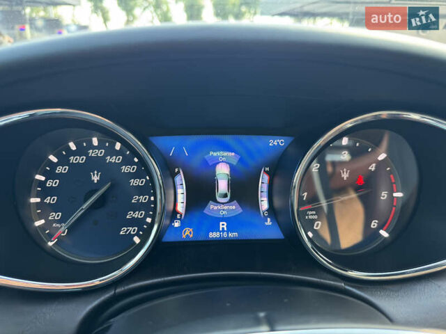 Чорний Мазераті Quattroporte, об'ємом двигуна 2.99 л та пробігом 89 тис. км за 32500 $, фото 45 на Automoto.ua