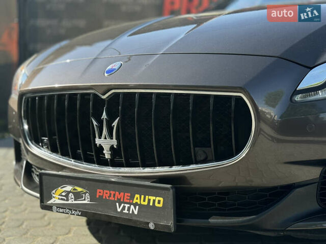 Коричневий Мазераті Quattroporte, об'ємом двигуна 3 л та пробігом 78 тис. км за 25000 $, фото 6 на Automoto.ua