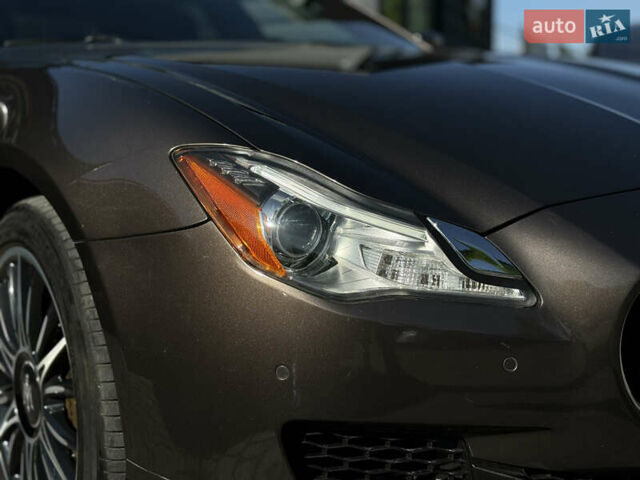 Коричневий Мазераті Quattroporte, об'ємом двигуна 3 л та пробігом 78 тис. км за 25000 $, фото 10 на Automoto.ua