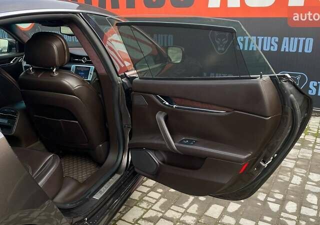 Коричневый Мазерати Кватропорте, объемом двигателя 2.98 л и пробегом 77 тыс. км за 25700 $, фото 27 на Automoto.ua