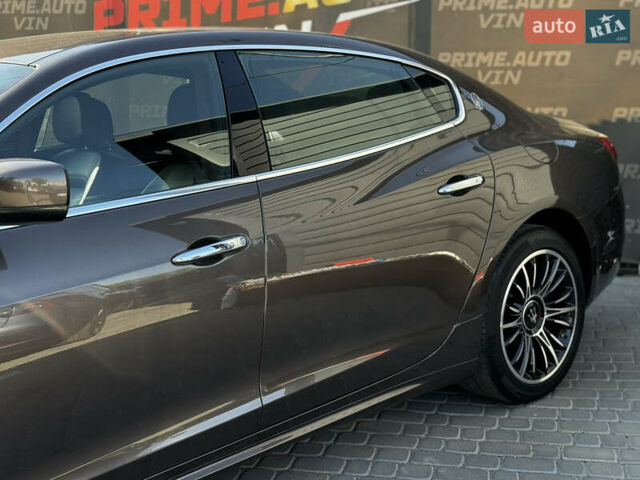 Коричневий Мазераті Quattroporte, об'ємом двигуна 3 л та пробігом 78 тис. км за 25000 $, фото 12 на Automoto.ua