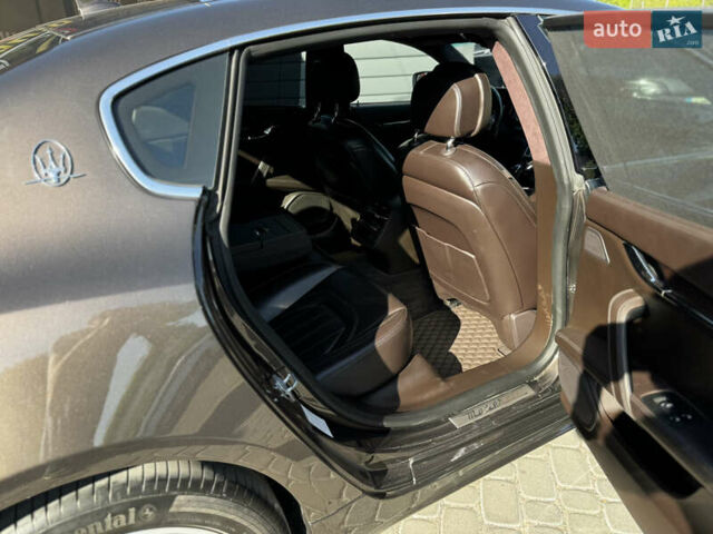 Коричневий Мазераті Quattroporte, об'ємом двигуна 3 л та пробігом 78 тис. км за 25000 $, фото 48 на Automoto.ua