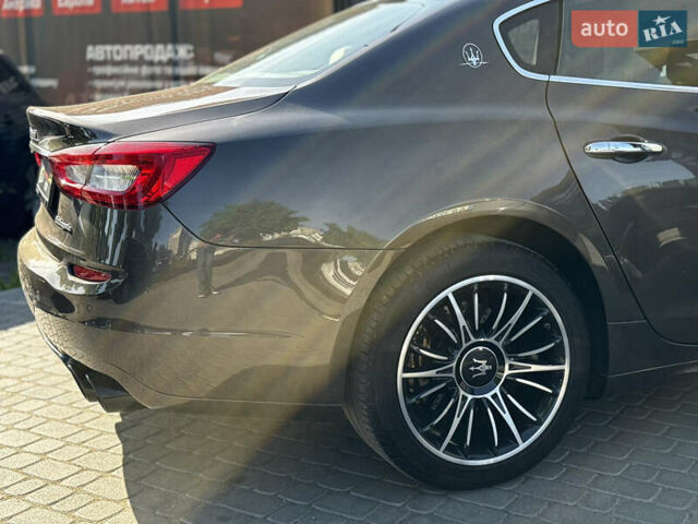 Коричневий Мазераті Quattroporte, об'ємом двигуна 3 л та пробігом 78 тис. км за 25000 $, фото 27 на Automoto.ua