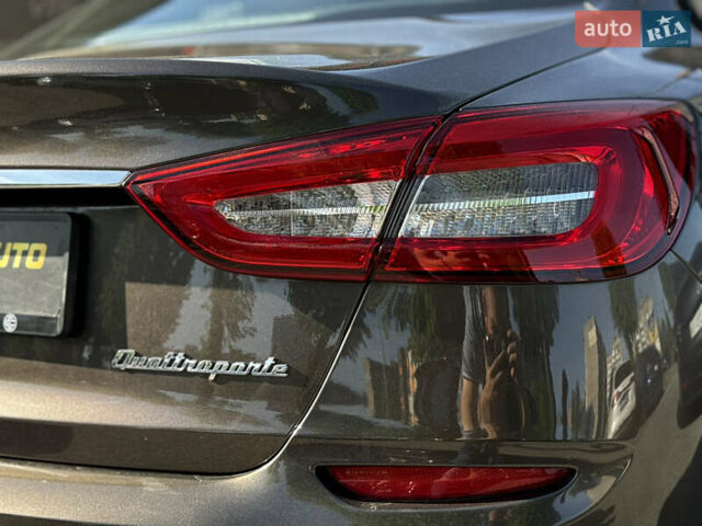 Коричневий Мазераті Quattroporte, об'ємом двигуна 3 л та пробігом 78 тис. км за 25000 $, фото 31 на Automoto.ua