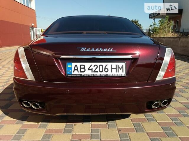 Червоний Мазераті Quattroporte, об'ємом двигуна 4.2 л та пробігом 115 тис. км за 22999 $, фото 2 на Automoto.ua