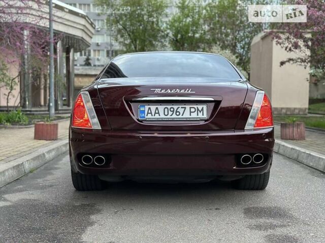 Червоний Мазераті Quattroporte, об'ємом двигуна 4.2 л та пробігом 50 тис. км за 20900 $, фото 17 на Automoto.ua