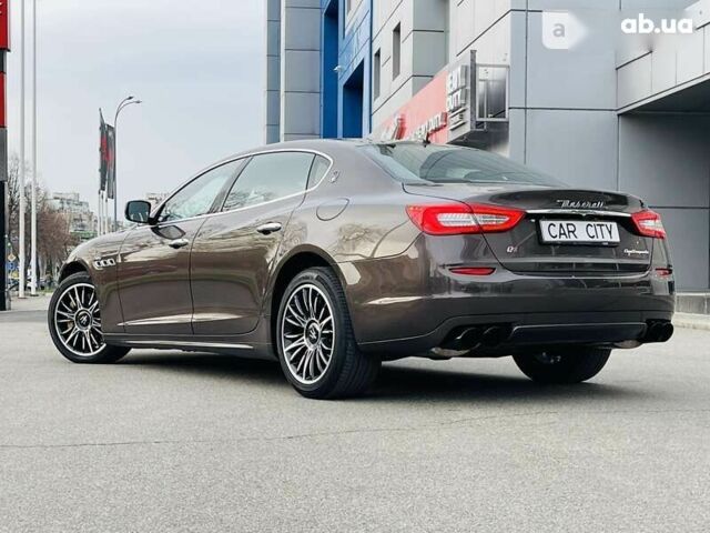 Мазераті Quattroporte, об'ємом двигуна 3 л та пробігом 77 тис. км за 28999 $, фото 3 на Automoto.ua