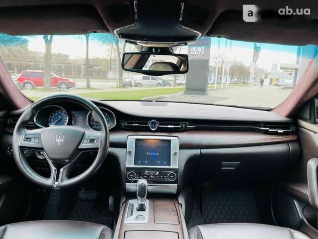 Мазераті Quattroporte, об'ємом двигуна 3 л та пробігом 77 тис. км за 28999 $, фото 10 на Automoto.ua