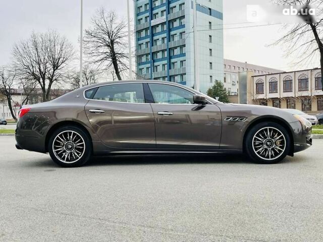 Мазераті Quattroporte, об'ємом двигуна 3 л та пробігом 77 тис. км за 28999 $, фото 6 на Automoto.ua