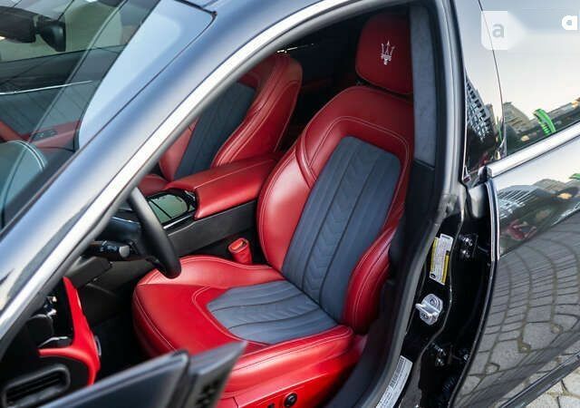 Мазераті Quattroporte, об'ємом двигуна 3 л та пробігом 82 тис. км за 42000 $, фото 27 на Automoto.ua