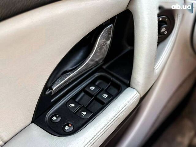 Мазерати Кватропорте 2005 в Киеве на Automoto.ua Мазерати Кватропорте, объемом двигателя 0 л и пробегом 115 тыс. км за 9999 $, фото 15 на Automoto.ua