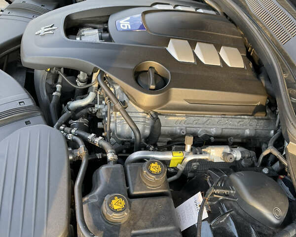 Мазераті Quattroporte, об'ємом двигуна 3 л та пробігом 65 тис. км за 41000 $, фото 6 на Automoto.ua
