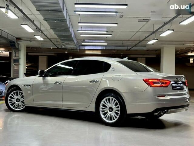 Мазераті Quattroporte, об'ємом двигуна 3 л та пробігом 151 тис. км за 27000 $, фото 15 на Automoto.ua