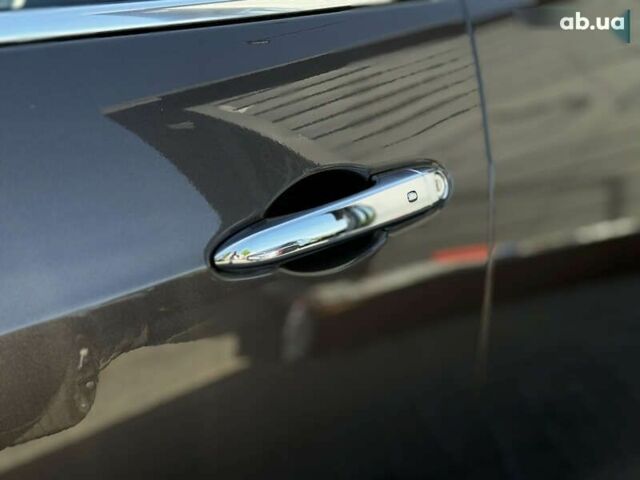 Мазераті Quattroporte 2013 у Вінниці на Automoto.ua Мазераті Quattroporte, об'ємом двигуна 3 л та пробігом 78 тис. км за 25000 $, фото 14 на Automoto.ua