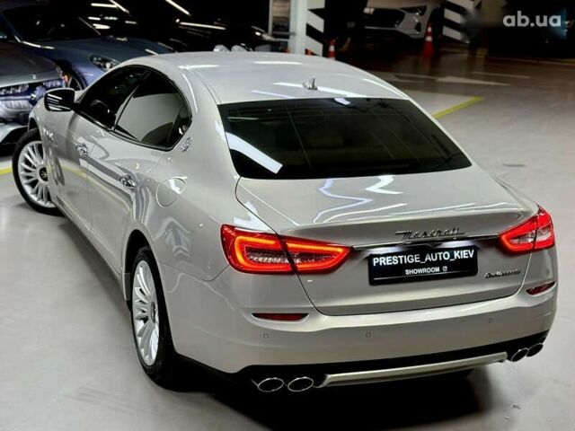 Мазераті Quattroporte, об'ємом двигуна 3 л та пробігом 151 тис. км за 27000 $, фото 16 на Automoto.ua
