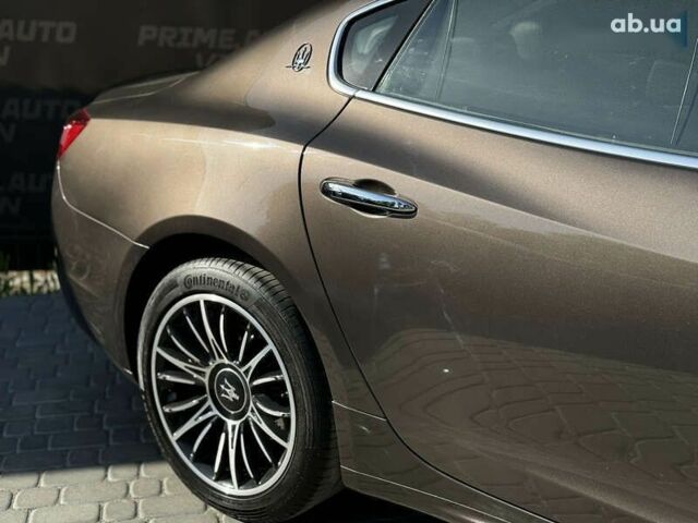 Мазераті Quattroporte 2013 у Вінниці на Automoto.ua Мазераті Quattroporte, об'ємом двигуна 3 л та пробігом 78 тис. км за 25000 $, фото 22 на Automoto.ua