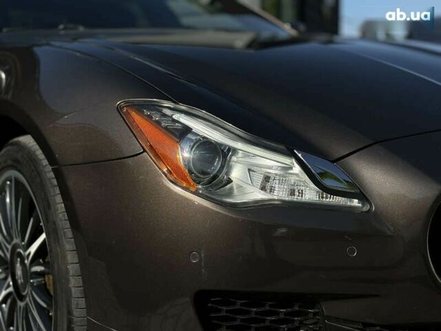 Мазераті Quattroporte 2013 у Вінниці на Automoto.ua Мазераті Quattroporte, об'ємом двигуна 3 л та пробігом 78 тис. км за 25000 $, фото 10 на Automoto.ua