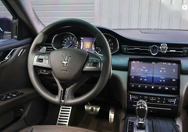 Мазерати Кватропорте, объемом двигателя 3 л и пробегом 104 тыс. км за 27500 $, фото 28 на Automoto.ua