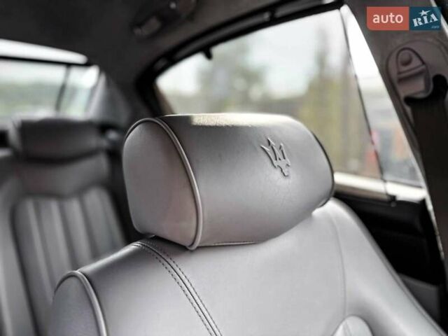 Сірий Мазераті Quattroporte, об'ємом двигуна 4.24 л та пробігом 115 тис. км за 9999 $, фото 21 на Automoto.ua