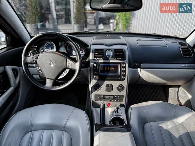 Сірий Мазераті Quattroporte, об'ємом двигуна 4.24 л та пробігом 115 тис. км за 9999 $, фото 33 на Automoto.ua