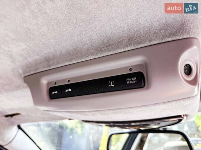Сірий Мазераті Quattroporte, об'ємом двигуна 4.24 л та пробігом 115 тис. км за 9999 $, фото 11 на Automoto.ua