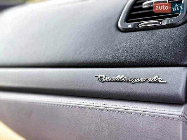 Сірий Мазераті Quattroporte, об'ємом двигуна 4.24 л та пробігом 115 тис. км за 9999 $, фото 27 на Automoto.ua