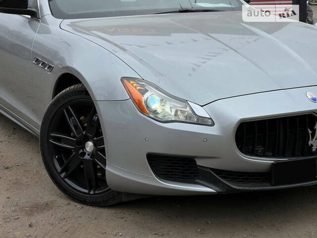 Сірий Мазераті Quattroporte, об'ємом двигуна 3 л та пробігом 165 тис. км за 26900 $, фото 2 на Automoto.ua