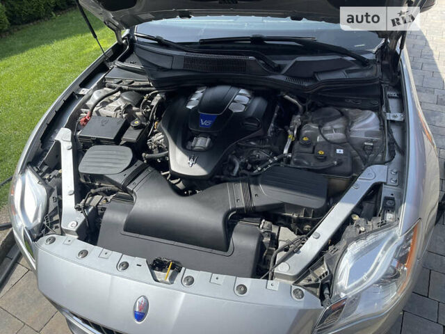 Сірий Мазераті Quattroporte, об'ємом двигуна 3 л та пробігом 165 тис. км за 26900 $, фото 5 на Automoto.ua