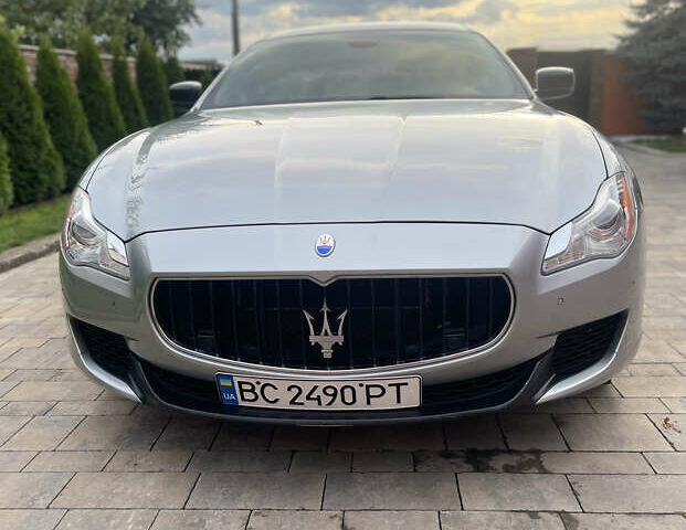 Сірий Мазераті Quattroporte, об'ємом двигуна 3 л та пробігом 162 тис. км за 28900 $, фото 2 на Automoto.ua