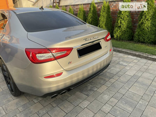 Сірий Мазераті Quattroporte, об'ємом двигуна 3 л та пробігом 165 тис. км за 26900 $, фото 4 на Automoto.ua