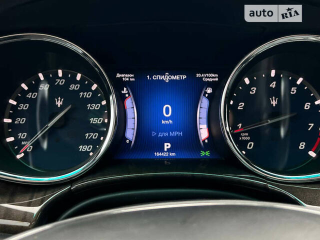 Сірий Мазераті Quattroporte, об'ємом двигуна 3 л та пробігом 165 тис. км за 26900 $, фото 10 на Automoto.ua