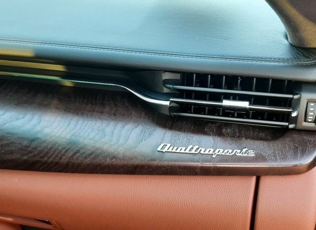 Сірий Мазераті Quattroporte, об'ємом двигуна 3 л та пробігом 73 тис. км за 40000 $, фото 17 на Automoto.ua