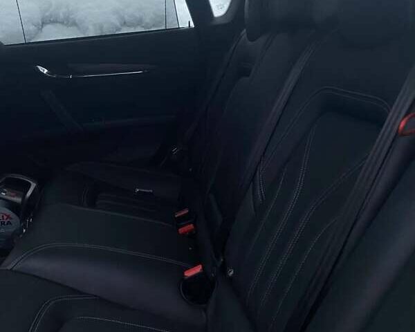 Серый Мазерати Кватропорте, объемом двигателя 2.98 л и пробегом 96 тыс. км за 42390 $, фото 20 на Automoto.ua