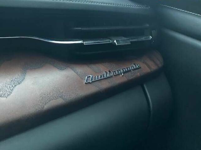 Серый Мазерати Кватропорте, объемом двигателя 2.98 л и пробегом 96 тыс. км за 42390 $, фото 22 на Automoto.ua