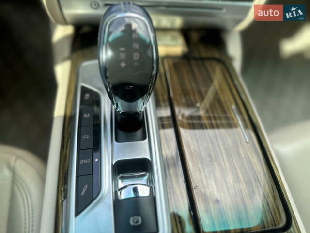 Мазераті Quattroporte 2013 у Києві на Automoto.ua Синій Мазераті Quattroporte, об'ємом двигуна 2.98 л та пробігом 158 тис. км за 21500 $, фото 27 на Automoto.ua