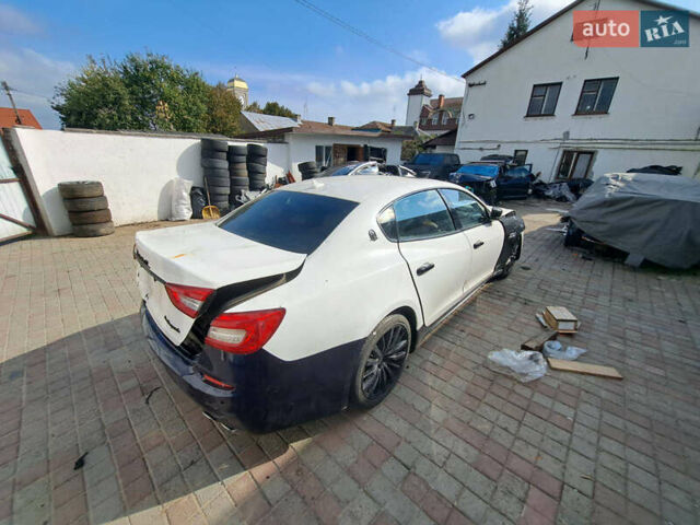 Синий Мазерати Кватропорте, объемом двигателя 2.98 л и пробегом 147 тыс. км за 14000 $, фото 5 на Automoto.ua